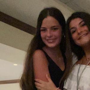 Meet your Posher, Scarlett